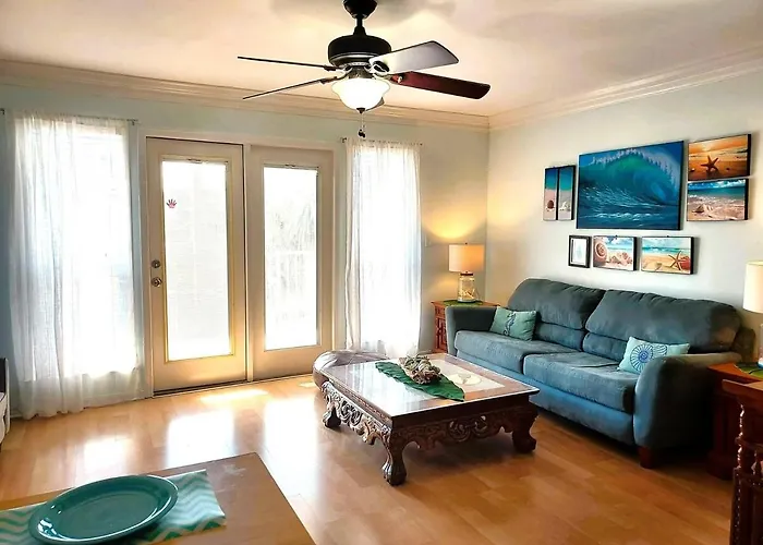Apartment Quiet Pool View Walk To Family Friendly *