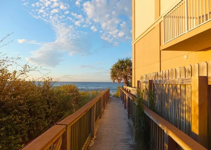 Apartment Quiet Pool View Walk To Family Friendly Pensacola