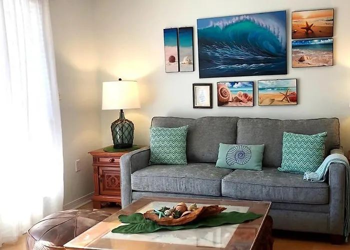 Apartment Quiet Pool View Walk To Family Friendly *